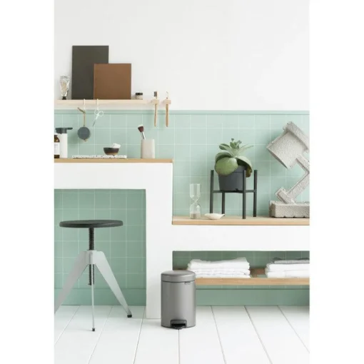 Brabantia NewIcon 3 Litre Pedal Bin - Platinum
