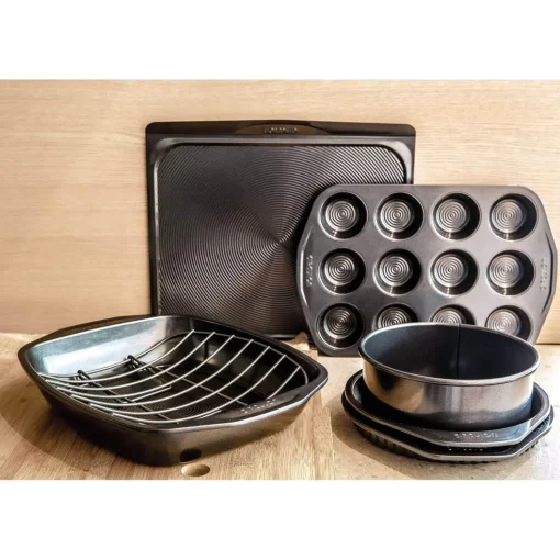 Circulon Ultimum Square Baking Tray - 35.5cm
