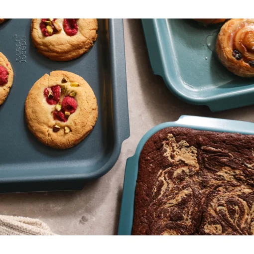 Joseph Joseph Nest™ Bake Oven Medium Non-Stick Baking Tray - Blue
