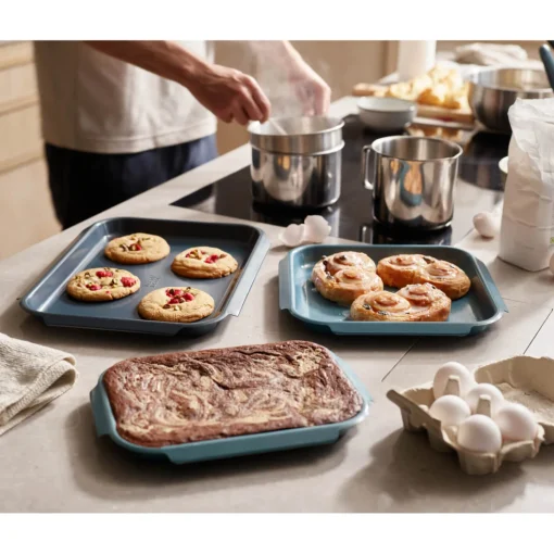 Joseph Joseph Nest™ Bake Oven Non-Stick Small Baking Tray - Blue