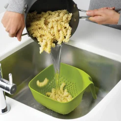 Joseph Joseph Square Colander - Green
