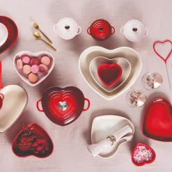 Le Creuset 23cm Heart Stoneware Plate - Sea Salt