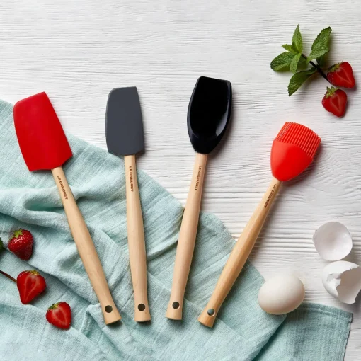 Le Creuset Craft Small Silicone Spatula - Cerise