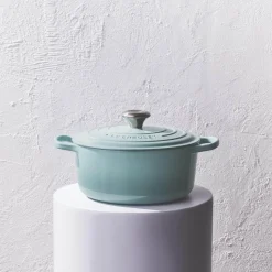Le Creuset Signature 24cm Cast Iron Round Casserole - Sea Salt
