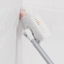 OXO Good Grips Extendable Tub & Tile Brush