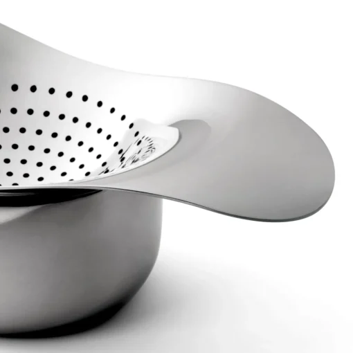 Robert Welch Drift 18 | 10 Mirror Polished Stainless Steel Tea Strainer with Bowl