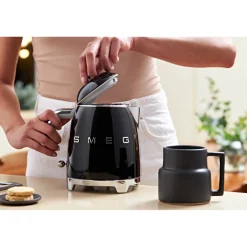Smeg 50's Style Retro KLF05 Mini Jug Kettle - Black